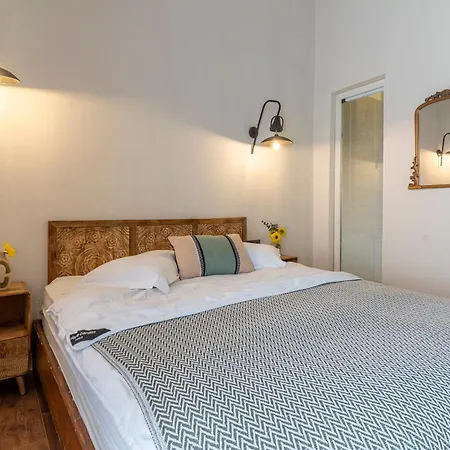 ホームステイ Mediha Hanim Konagi Alacati *