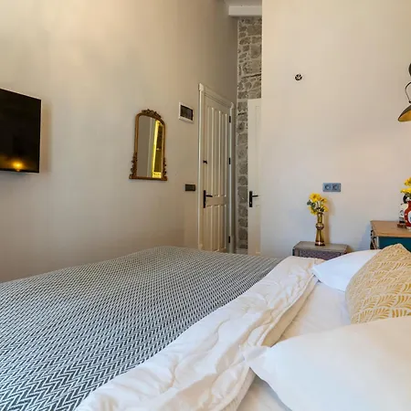 ホームステイ Mediha Hanim Konagi Alacati