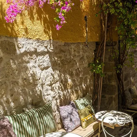 Homestay Mediha Hanim Konagi Alacati Cesme