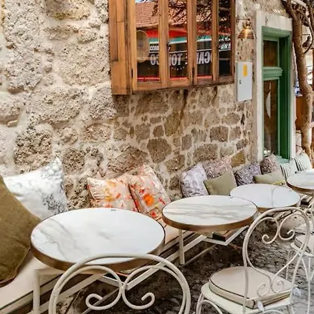 Alloggio in famiglia Mediha Hanim Konagi Alacati