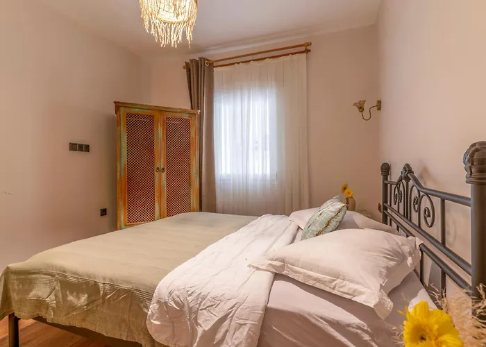 Mediha Hanim Konagi Alacati *