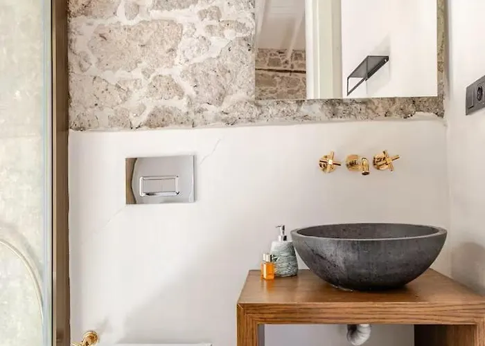 Mediha Hanim Konagi Alacati * Çeşme